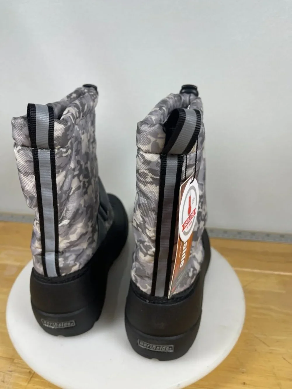 Northside Frosty Polar Boys Size 4 Gray Camo Winter Snow Boots Strap